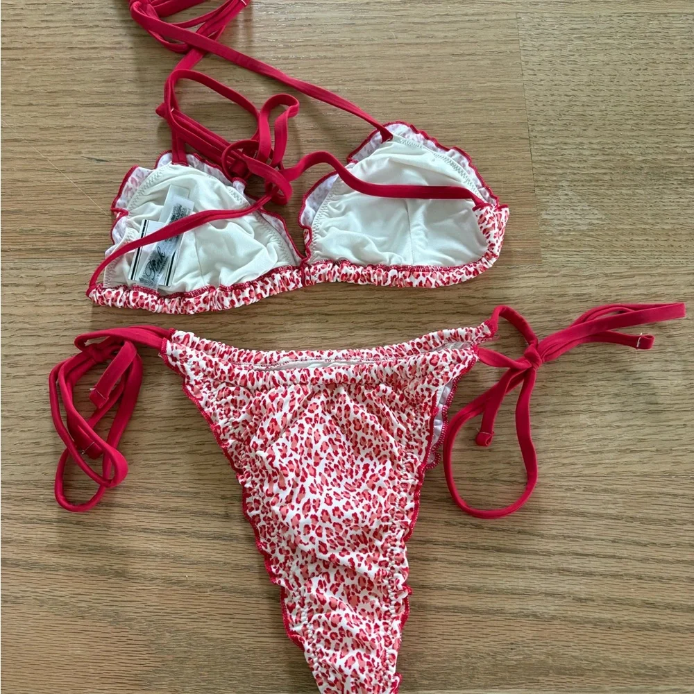 Frankie’s bikinis set